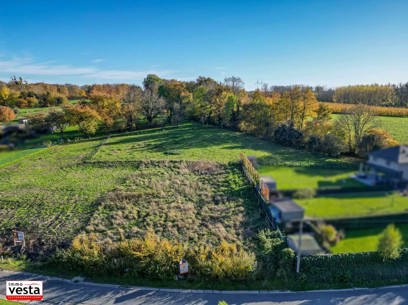 A vendre : Terrain à bâtir jumelé situé en milieu rural à Kiezelstraat, 3730 Hoeselt<br />
Découvrez ce terrain à bâtir jumelé de 4a62ca dans la paisi