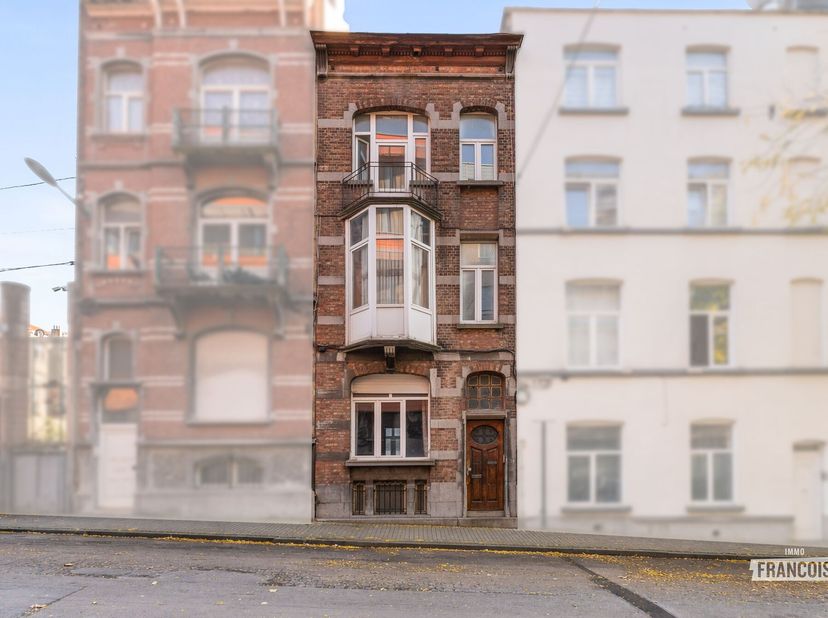 Huis te koop in Schietschijfstraat 14,
                    1210 Sint-Joost-ten-Node