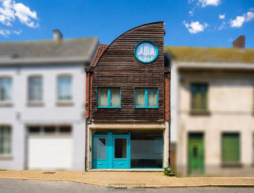                                         Bien commercial avec habitation à vendre à Oudenaarde, € 299.000

