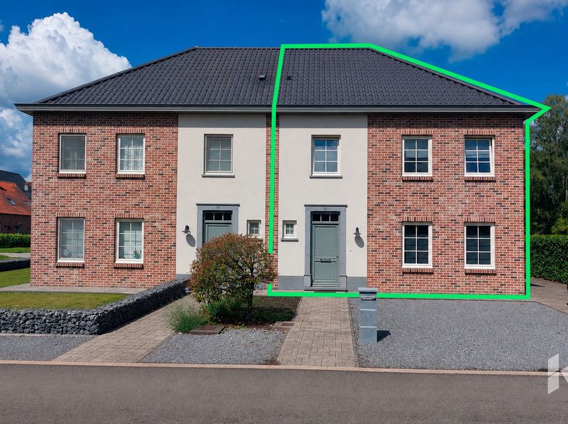 Ruime en rustig gelegen gezinswoning (120m²) met 3 slaapkamers en een tuin in Lommel! <br />
BIJZONDERHEDEN:<br />
- rustig gelegen<br />
- tuin met t