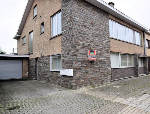                                         Gelijkvloers app. te huur in Boezinge, € 620
