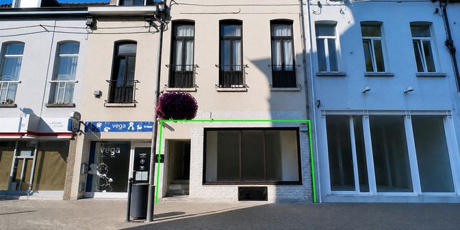 Bien professionnel à louer à 1310 La Hulpe