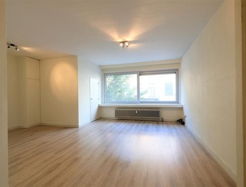                                         Studio à louer à Antwerpen, € 675
