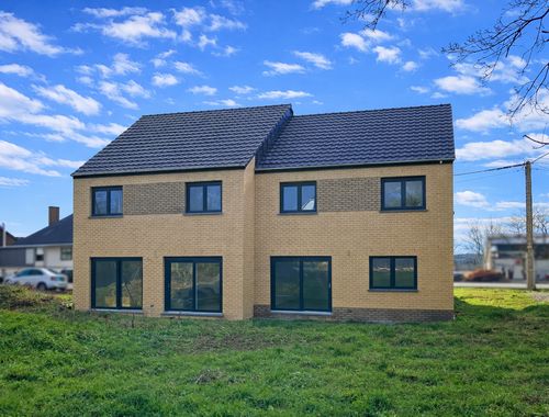                                         Woning te koop in Bois-de-Villers, € 298.000
