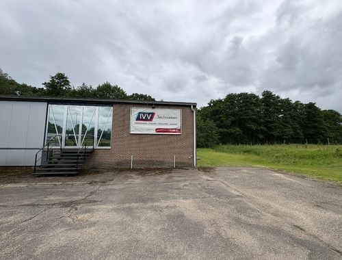                                         Espace de bureaux à louer à Genk, € 1.600
