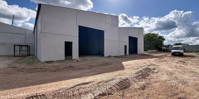 Bien professionnel à louer à Ardooisesteenweg 319 boîte A, 8800 Roeselare