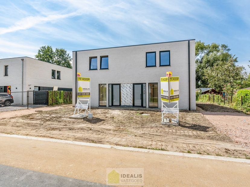 Huis te koop in Maastrichtersteenweg 305,
                    3500 Hasselt
