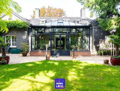                                         Handelszaak te koop in Luingne, € 640.000

