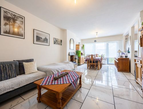                                         Appartement à vendre à Ekeren, € 235.000
