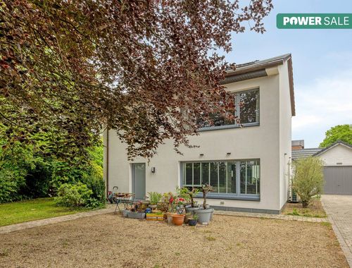                                         Woning te koop in Eeklo, € 459.000
