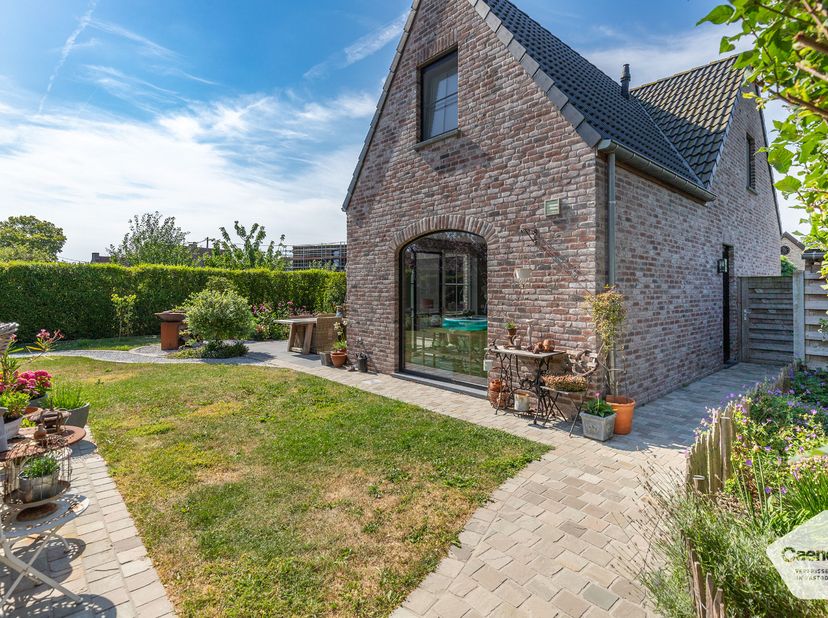 U kunt een BOD uitbrengen op deze woning, rekening houdend met de AANVANGSPRIJS van&amp;nbsp;€ 475.000,00, elk hoger BOD wordt voorgelegd aan de eigenaars