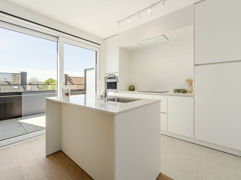 *Bezoek nu het modelappartement*<br />
<br />
Residentie Marguerite, gelegen in het pittoreske Passendale, combineert woon- en commerciële ruimtes. He