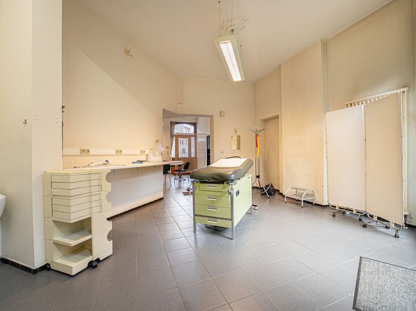 Huis te koop
                    in 6000 Charleroi