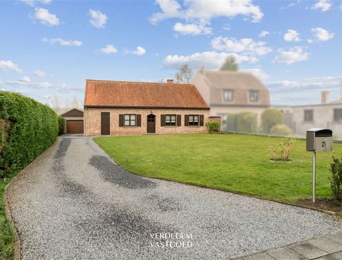                                         Eengezinswoning te koop in Nevele, € 399.000
