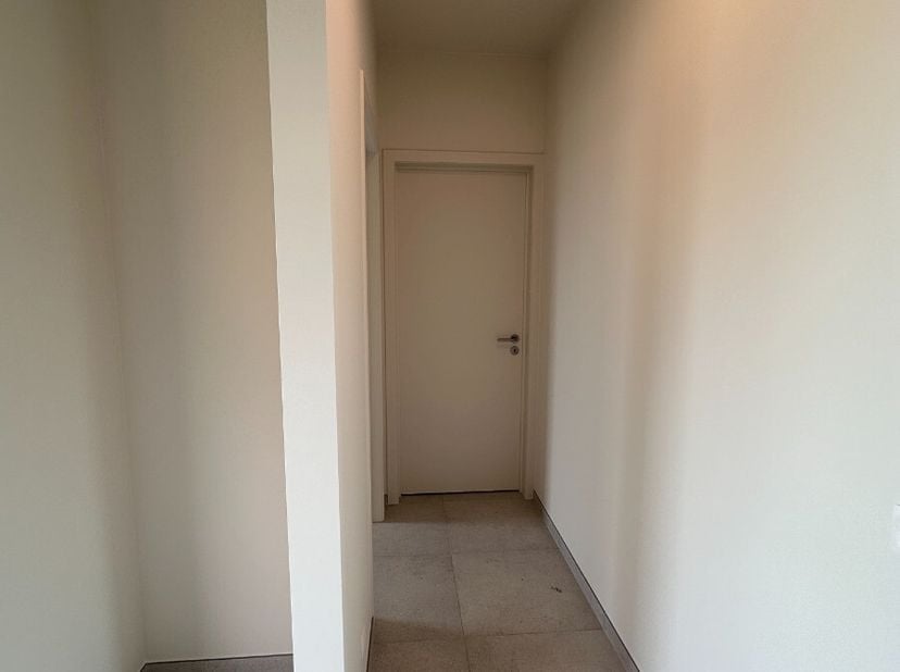 Maison à louer
                    à 2400 Mol