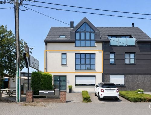                                         Duplex te koop in Bornem, € 465.000
