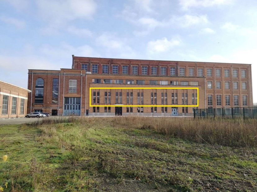 Bedrijfsvastgoed te huur in Interescautlaan 100,
                    2627 Schelle