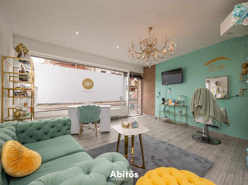Bien professionnel à louer à Sint-Markoenstraat 5 boîte A,
                    9032 Wondelgem