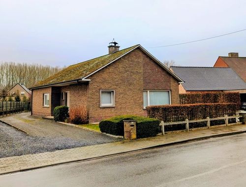                                         Villa te koop in Berchem, € 325.000
