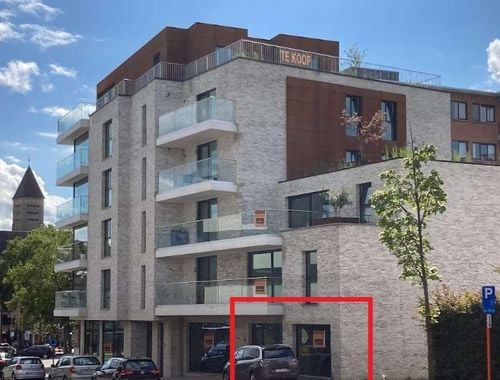                                         Bien commercial à vendre à Genk, € 495.000
