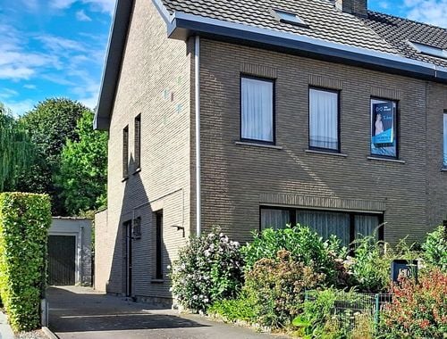                                         Eengezinswoning te koop in Dilbeek, € 370.000
