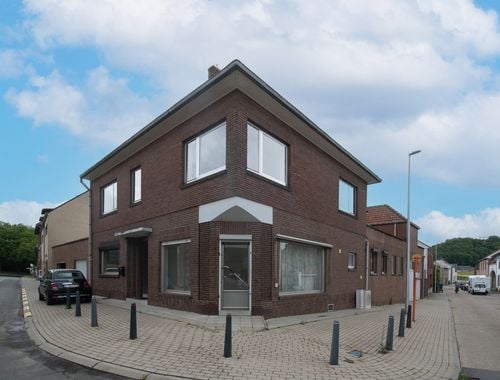                                         Studio te huur in Vroenhoven, € 800

