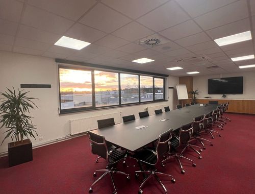                                         Bureaux à louer à Sint-Denijs-Westrem, € 8.201,25
