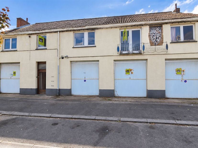 Huis te koop in ,
                    7012 Jemappes