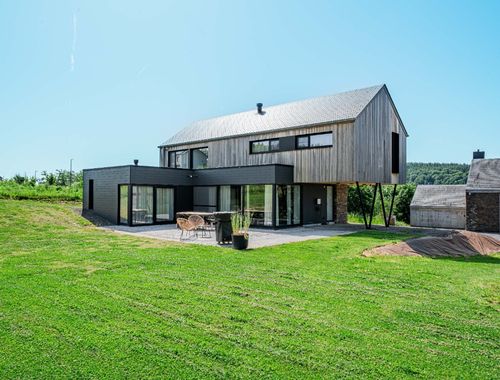                                         Maison unifamiliale à vendre à La Roche-en-Ardenne, € 569.000
