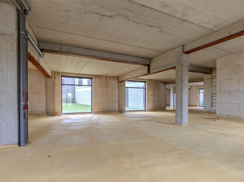 A vendre : 147,99 m² d'espace commercial dans un emplacement de choix Residentie Aleidis<br />
Découvrez ce nouvel espace commercial d'une superficie