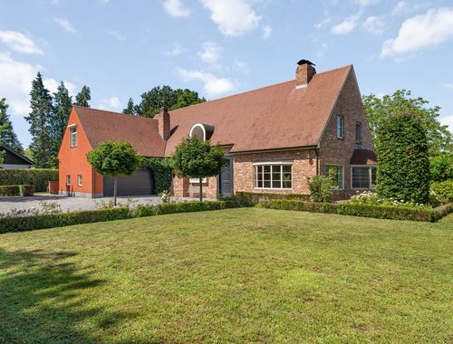                                         Villa te koop in Oelegem, € 1.215.000

