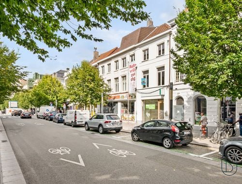                                         Commerce à vendre à Kortrijk, € 395.000

