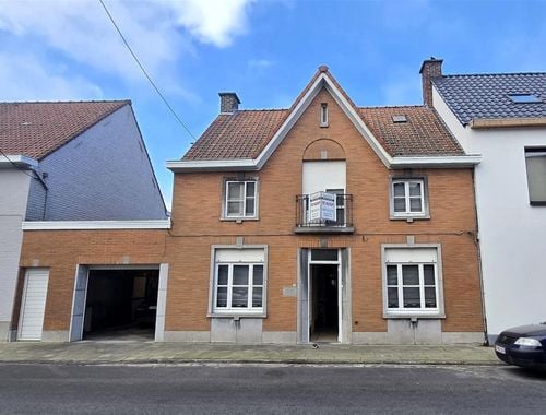                                         Eengezinswoning te koop in Waregem, € 280.000
