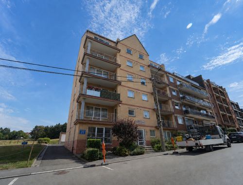                                         Appartement te koop in Marcinelle, € 198.000
