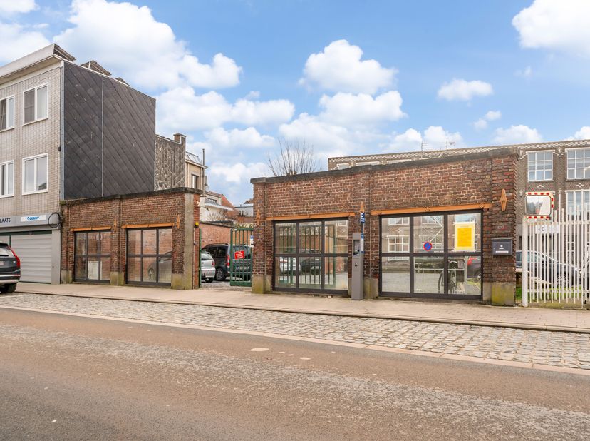 Garage à louer
                    à 8500 Kortrijk