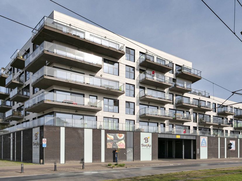 12 ondergrondse autostaanplaatsen in residentie Blaisantpark, gelegen aan de Blaisantvest 6 in Gent. De residentie bevindt zich op een strategische lo