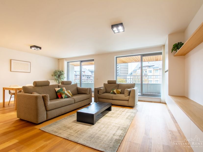 FDM G 3.1 – CONTRAT MINIMUM 1 AN – Ce magnifique appartement meublé, situé à proximité du Parlement européen, des commerces, des restaurants, des tran