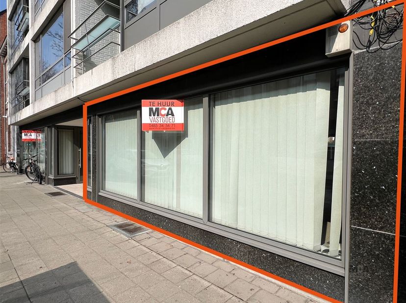 Bien professionnel à louer
                    à 3500 Hasselt