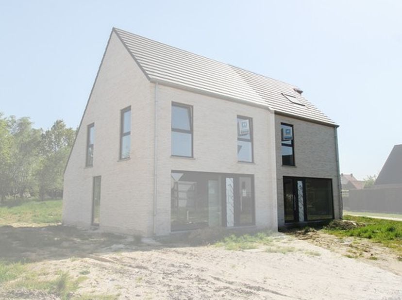 Maison à vendre
                    à 8760 Meulebeke