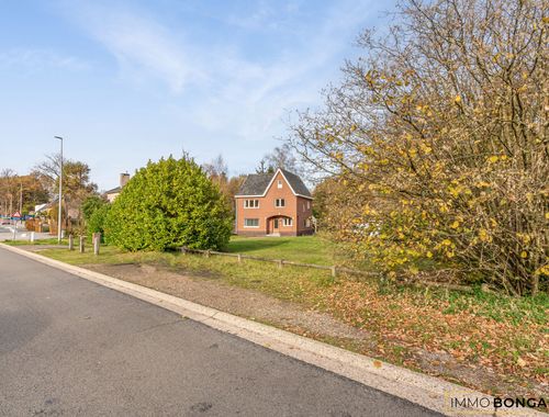                                         Woning te koop in As, € 335.000
