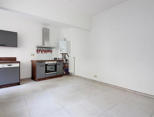                                         Appartement te koop in Tournai, € 140.000

