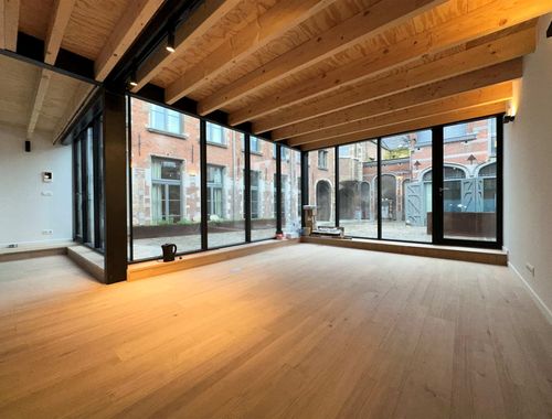                                         Woning te huur in Antwerpen, € 1.350
