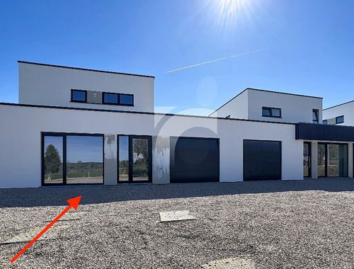                                         Koppelwoning te koop in Butgenbach, € 461.048
