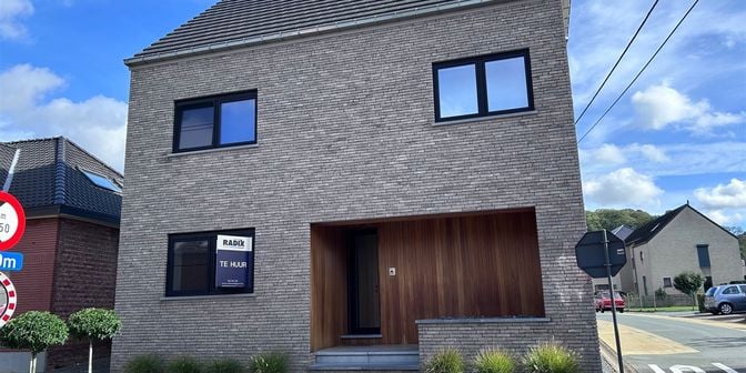 Appartement te huur in Langestraat 28 bus 0001, 3111 Wezemaal