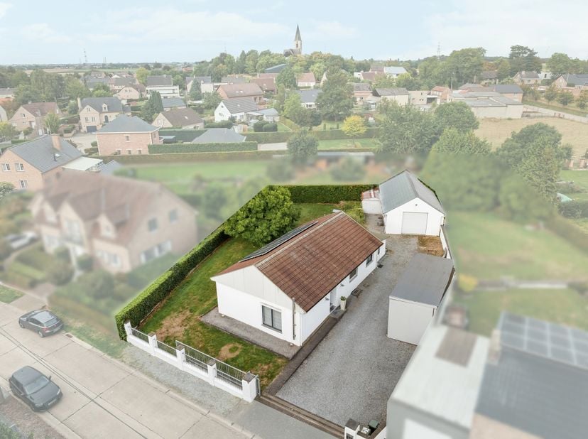 Huis te koop in Heneberg 20,
                    3770 Herderen
