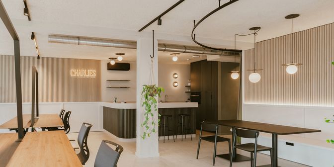 Bedrijfsvastgoed te huur in Minderhoutsestraat 2B, 2320 Hoogstraten