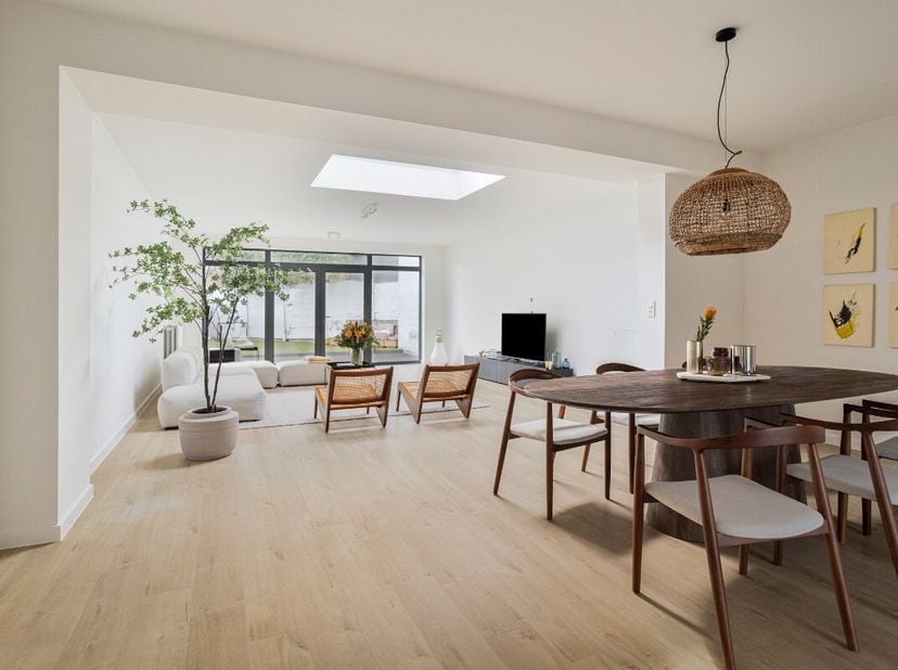 Huis te koop in Zwijndrechtsestraat 180,
                    2070 Burcht