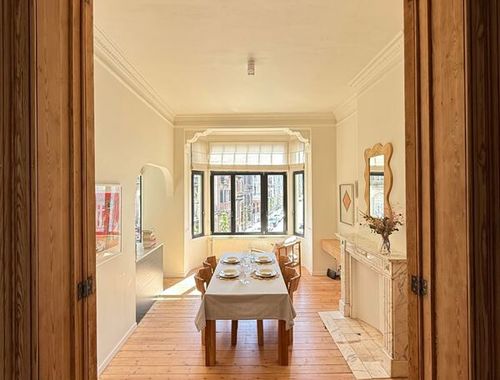                                         Appartement à louer à Ixelles, € 2.000
