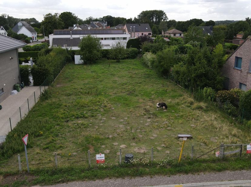Terrain à vendre
                    à 9260 Wichelen