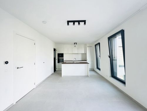                                         Appartement te huur in Schaarbeek, € 1.784
